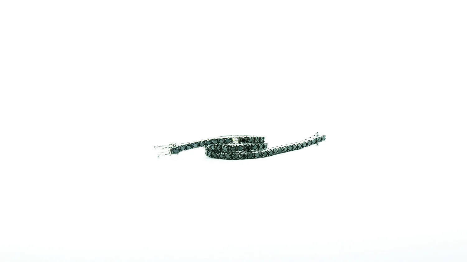 2.70 carat Black Diamonds Tennis bracelet with one white diamond