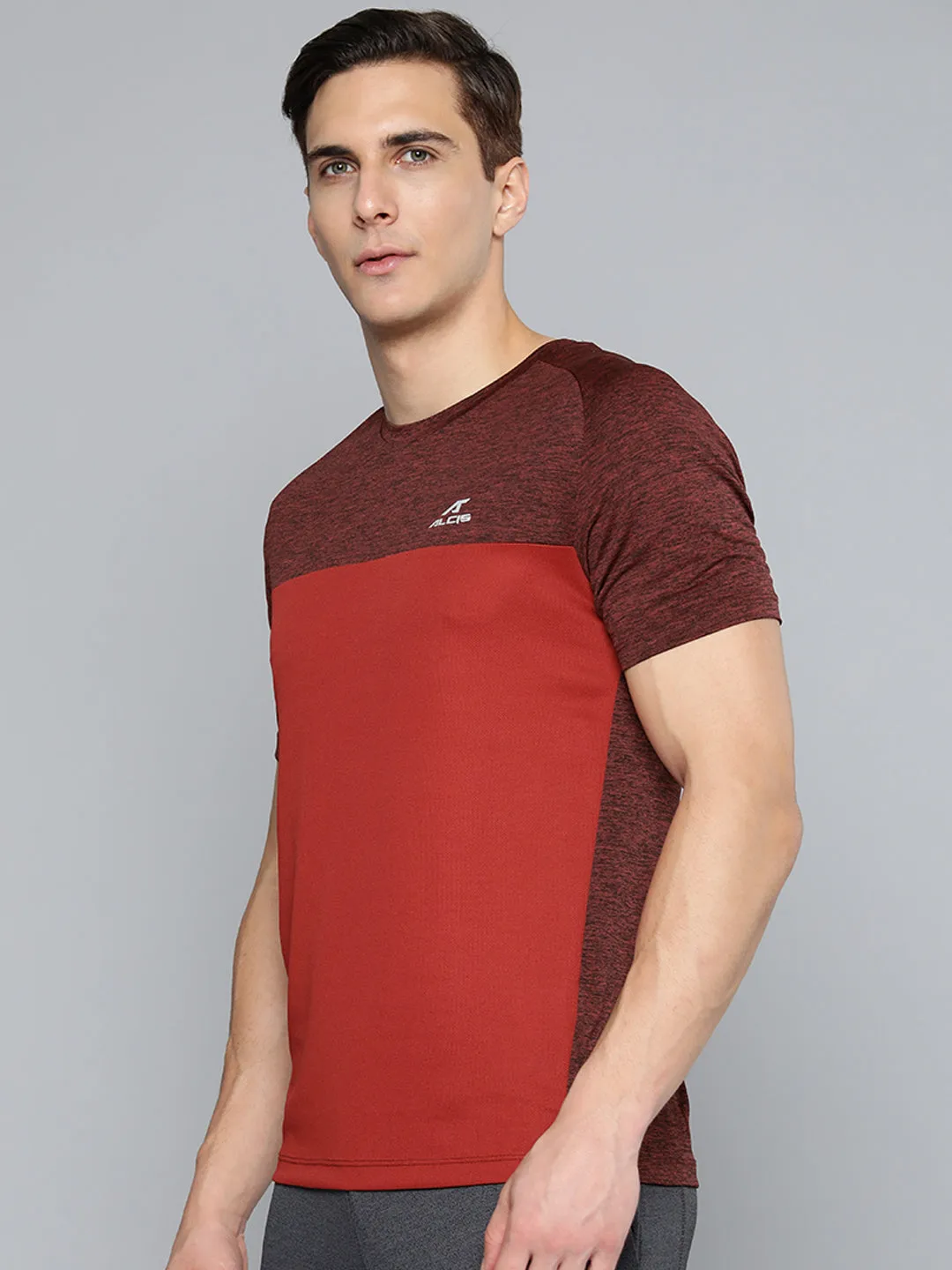 Alcis Men Maroon Slim Fit Running T-shirt