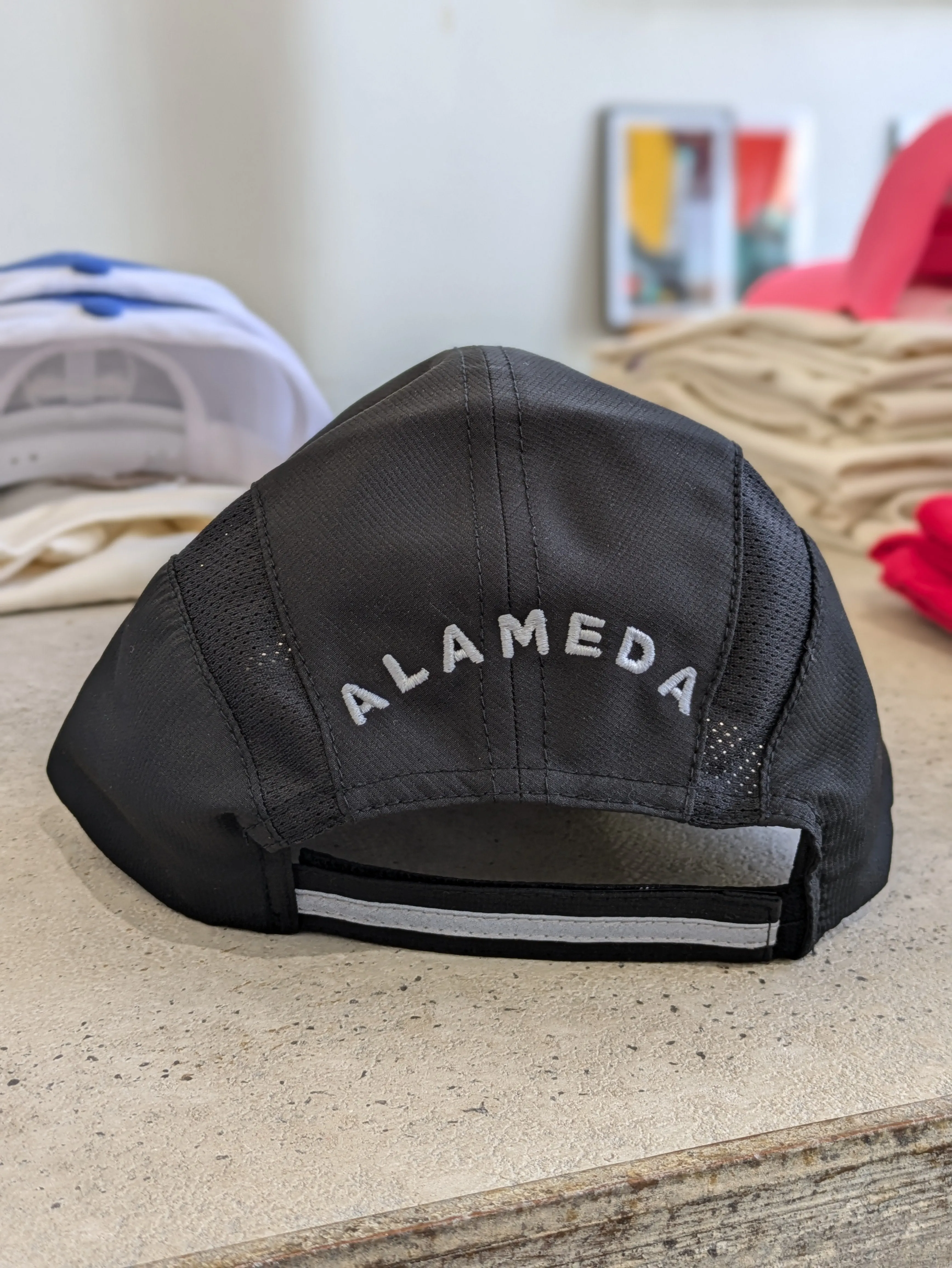 ANCHOR ALAMEDA (CIRCLE) RUNNING HAT