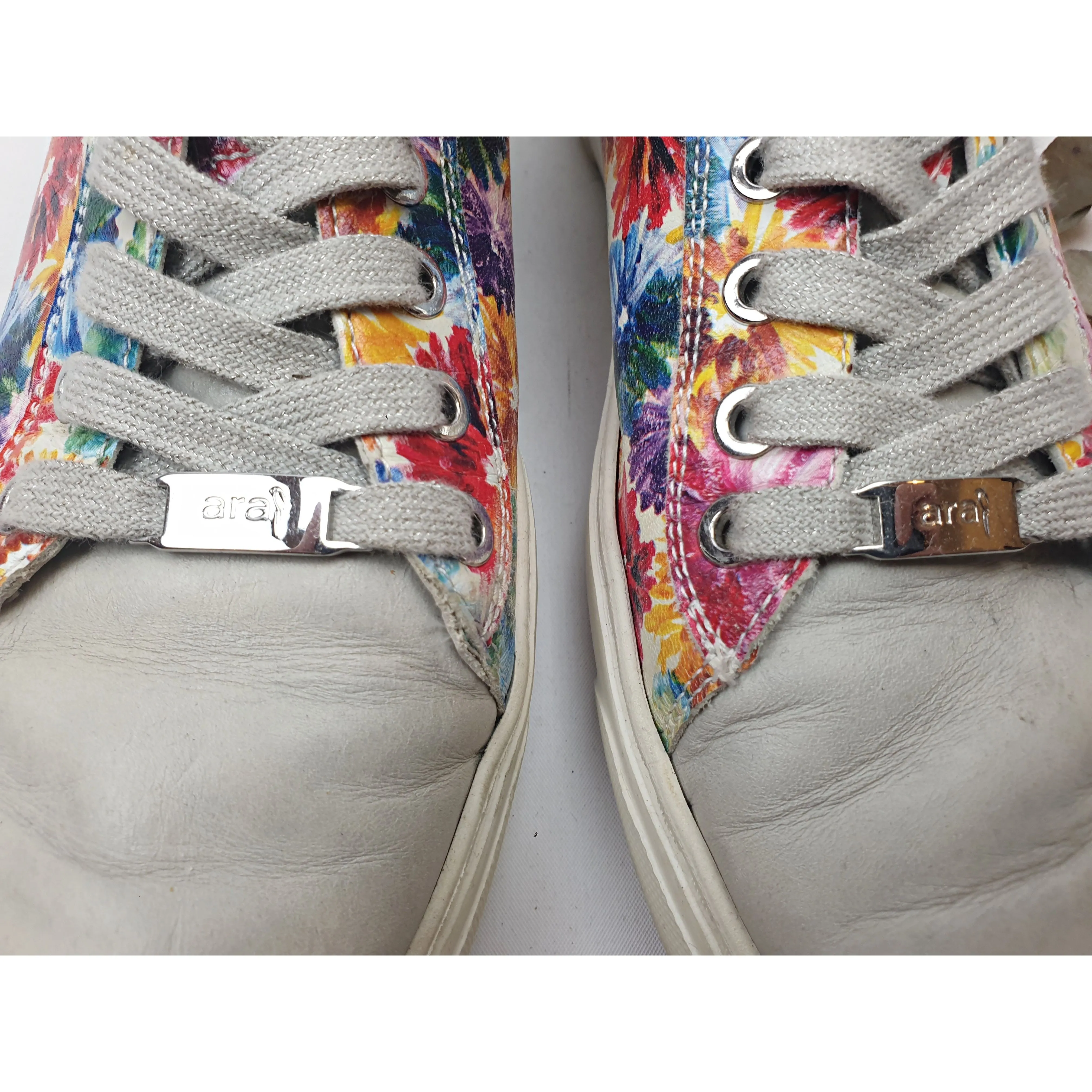 Ara flower print leather laceups with grey toe and sparkly grey laces size UK 6/AU 8