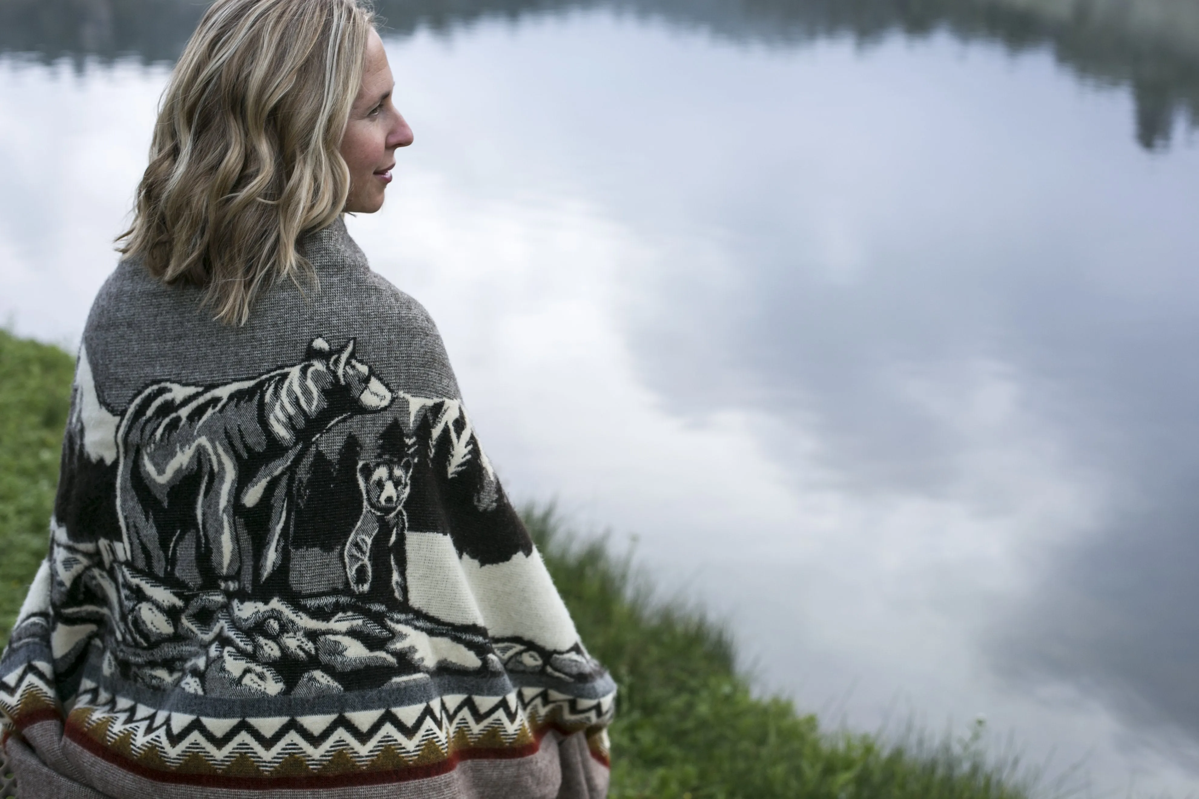 Artisan-Made Southwestern Blanket - Mountain Range