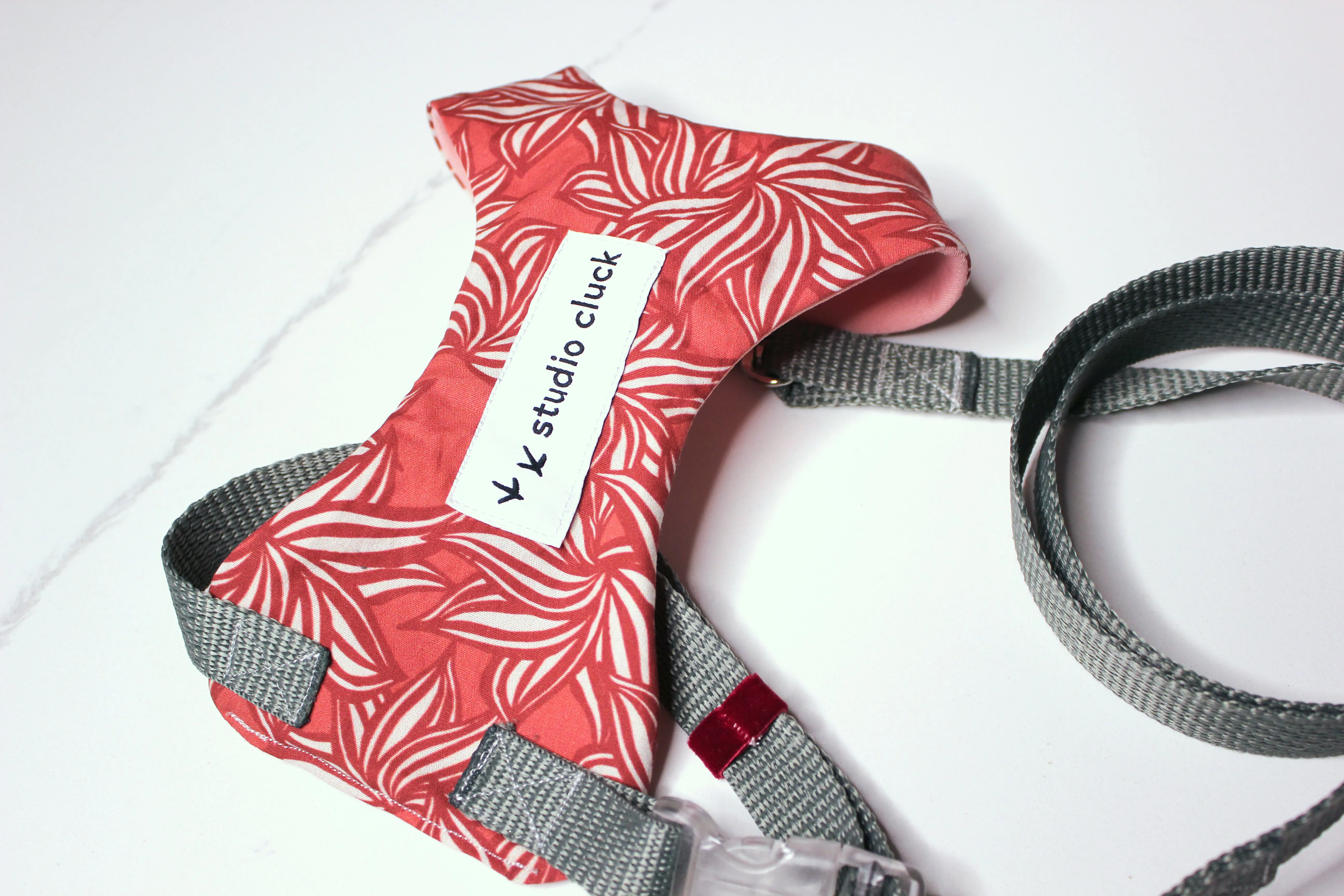 Chicken Harness Wild Red
