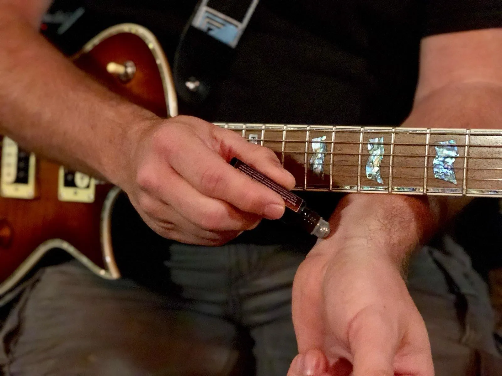 COMFORTABLY NUMB® Original Pain-relieving Oil
