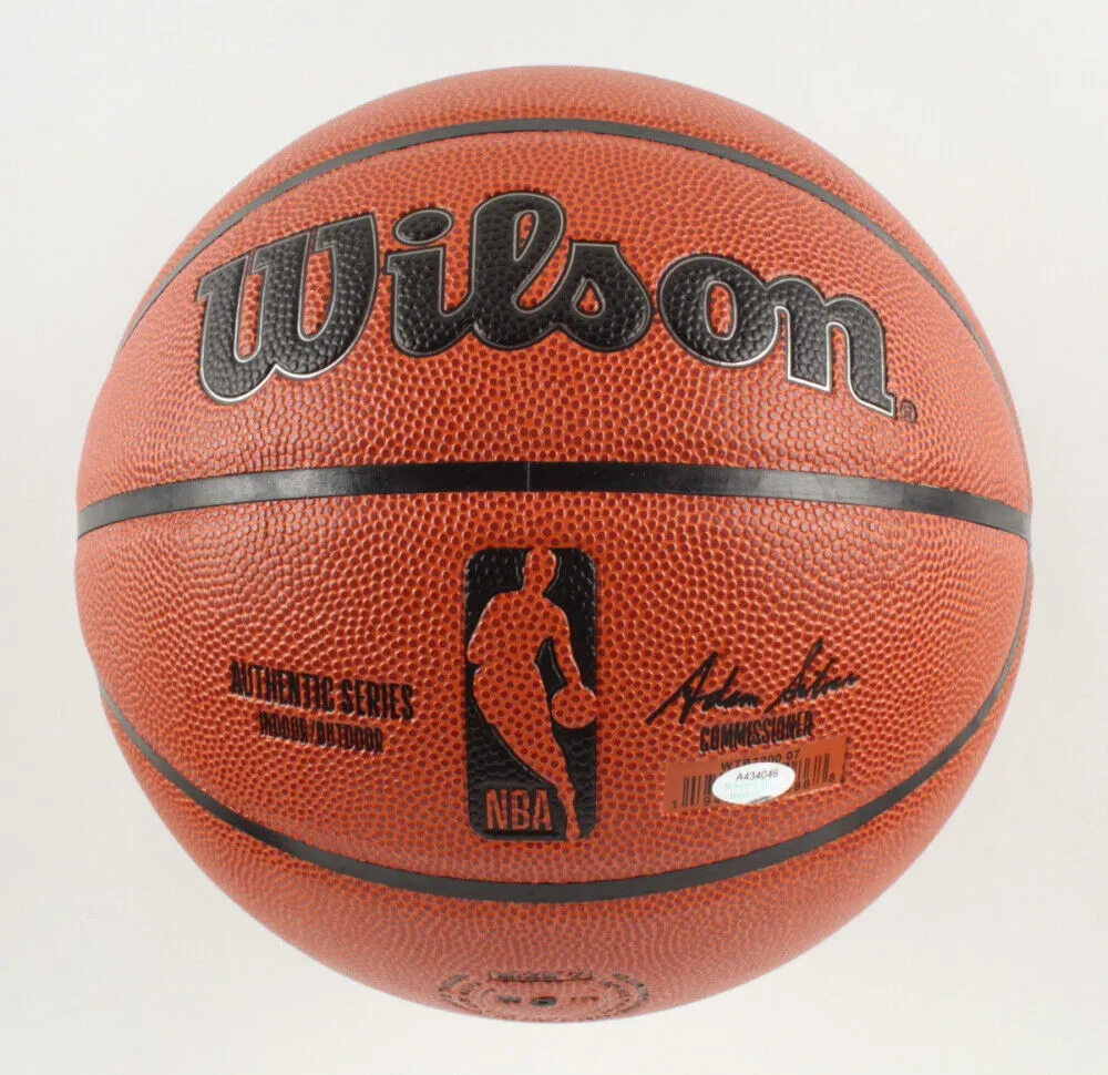 Dominique Wilkins Signed Wilson Basketball "HOF 06" (Schwartz) Atlanta Hawks
