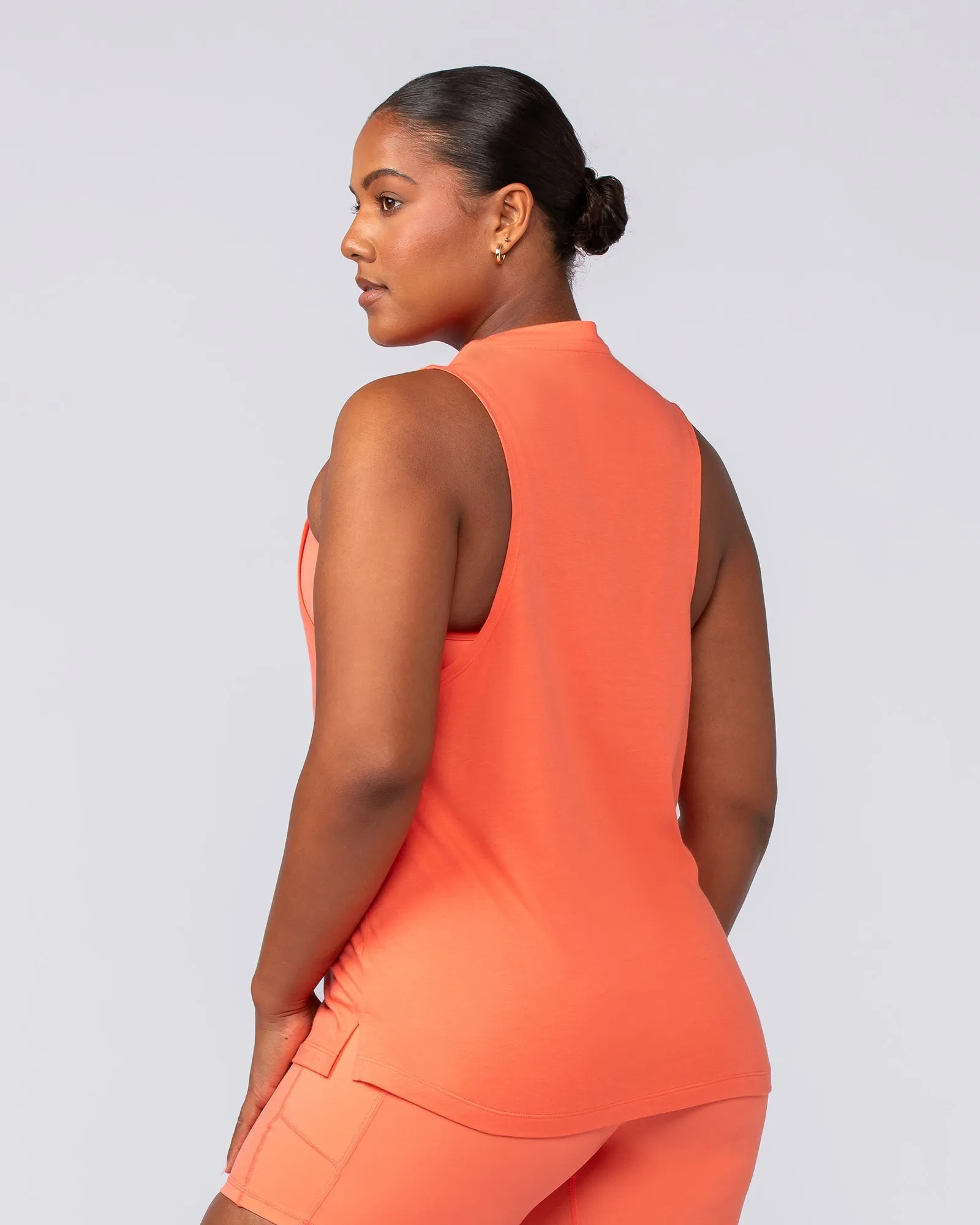 Essential Training Tank - Hot Coral