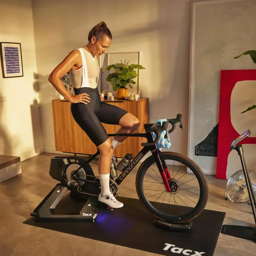 Garmin Tacx Neo 3M Smart-Trainer Outlet
