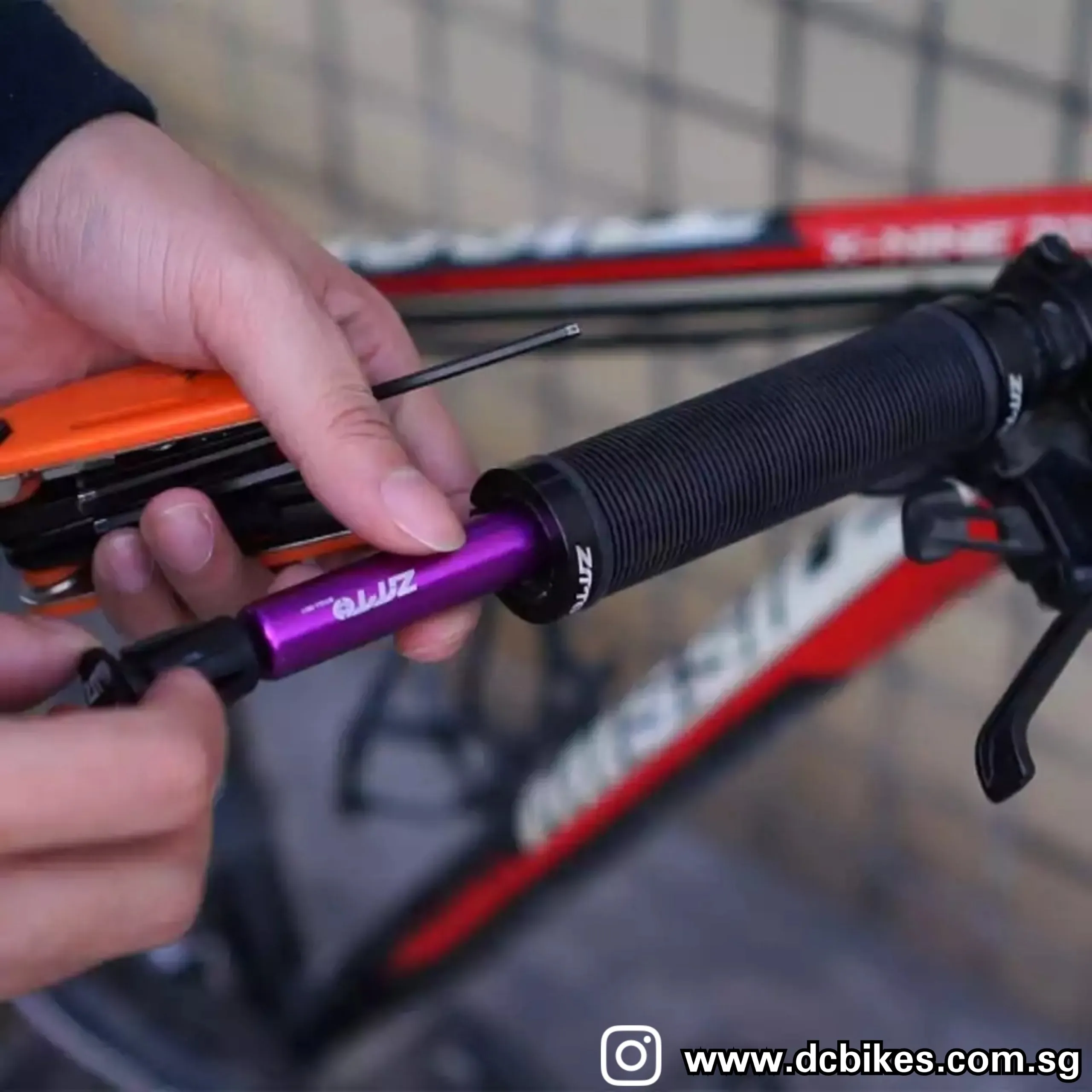 Invisible Purple Stealth Handlebar Emergency Tubeless Tyre Puncture Plug/Chain Breaker Repair Kit