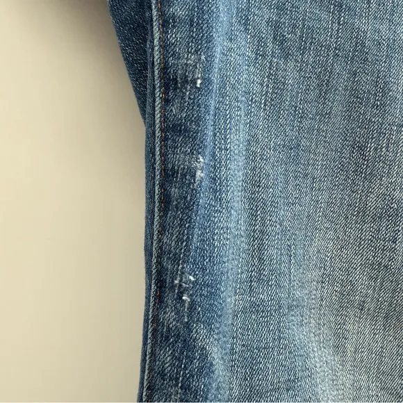 Madewell Slim Straight Jeans: Distressed‎ Button-Front Edition in Wellmoor Sz 27