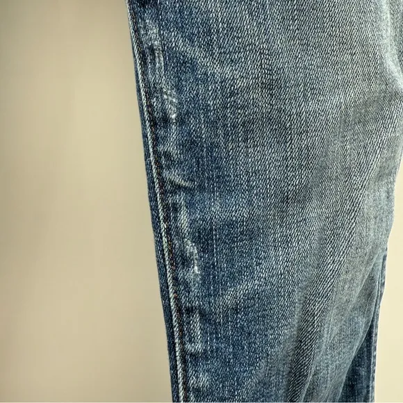 Madewell Slim Straight Jeans: Distressed‎ Button-Front Edition in Wellmoor Sz 27