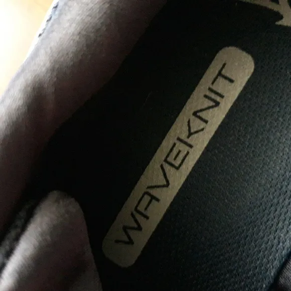 Mizuno Wave Tennis Shoe