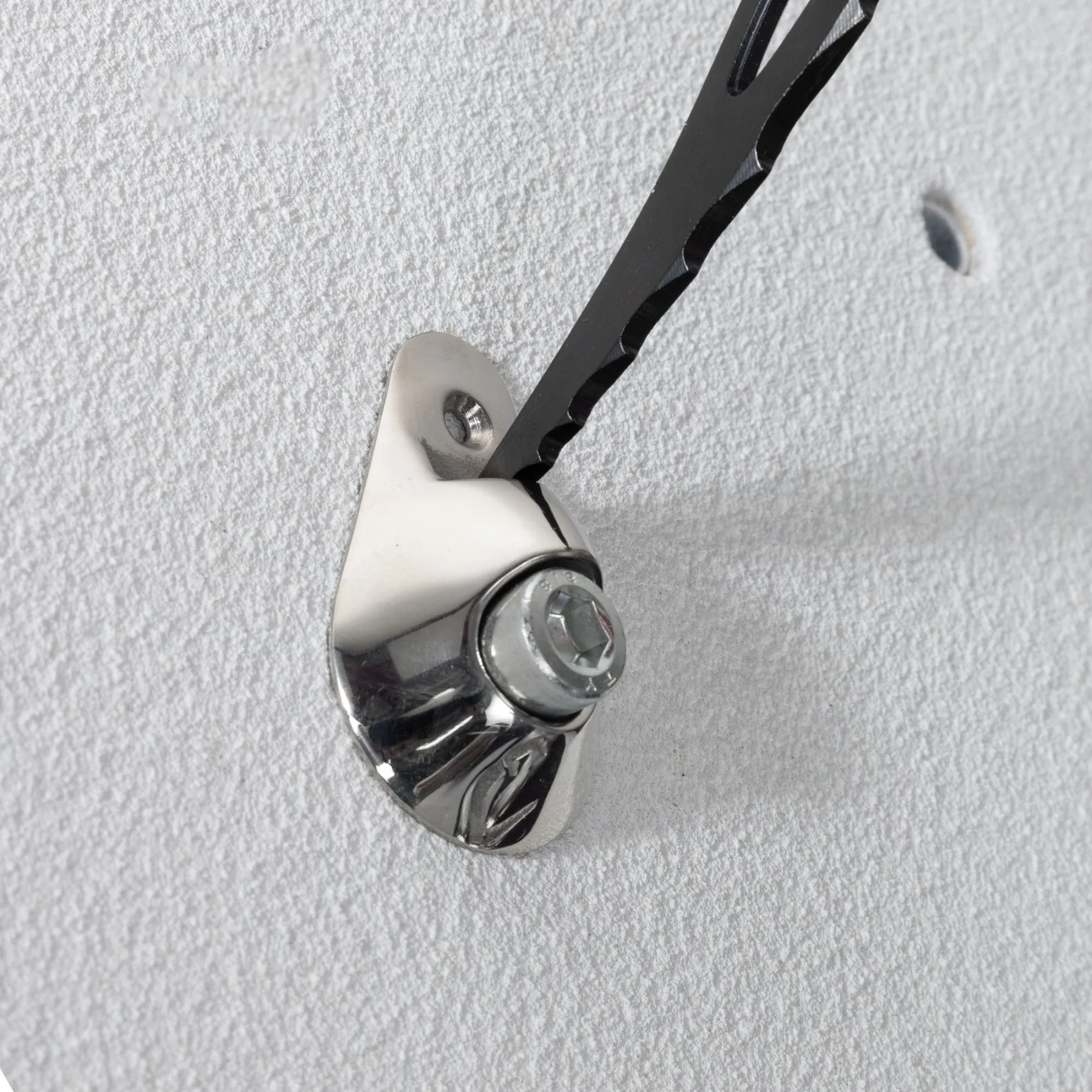 Pocket, drytool hold