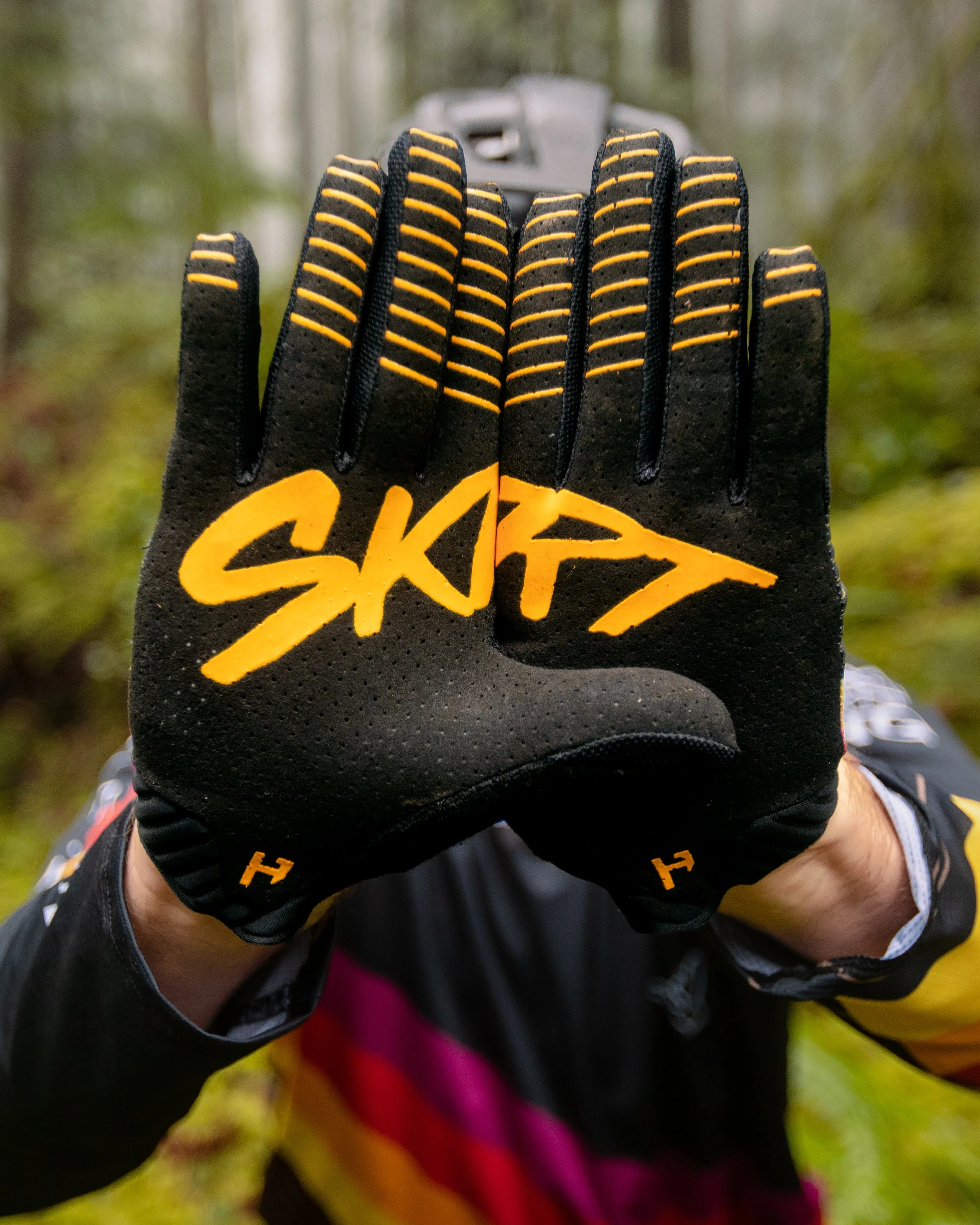 Pro Performance Mountain Biking Gloves - VHS