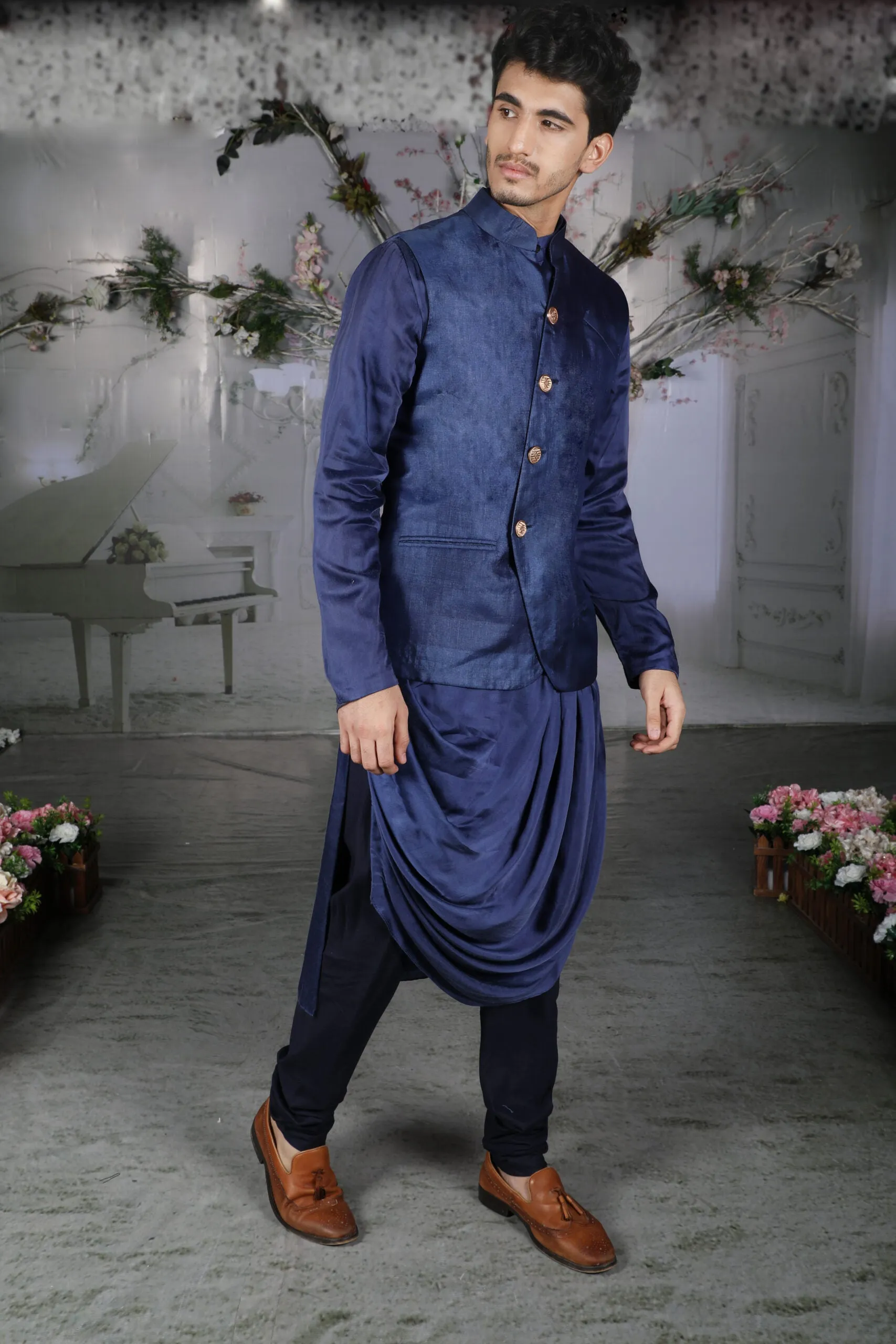 The Armada Cowl Kurta and Bandi