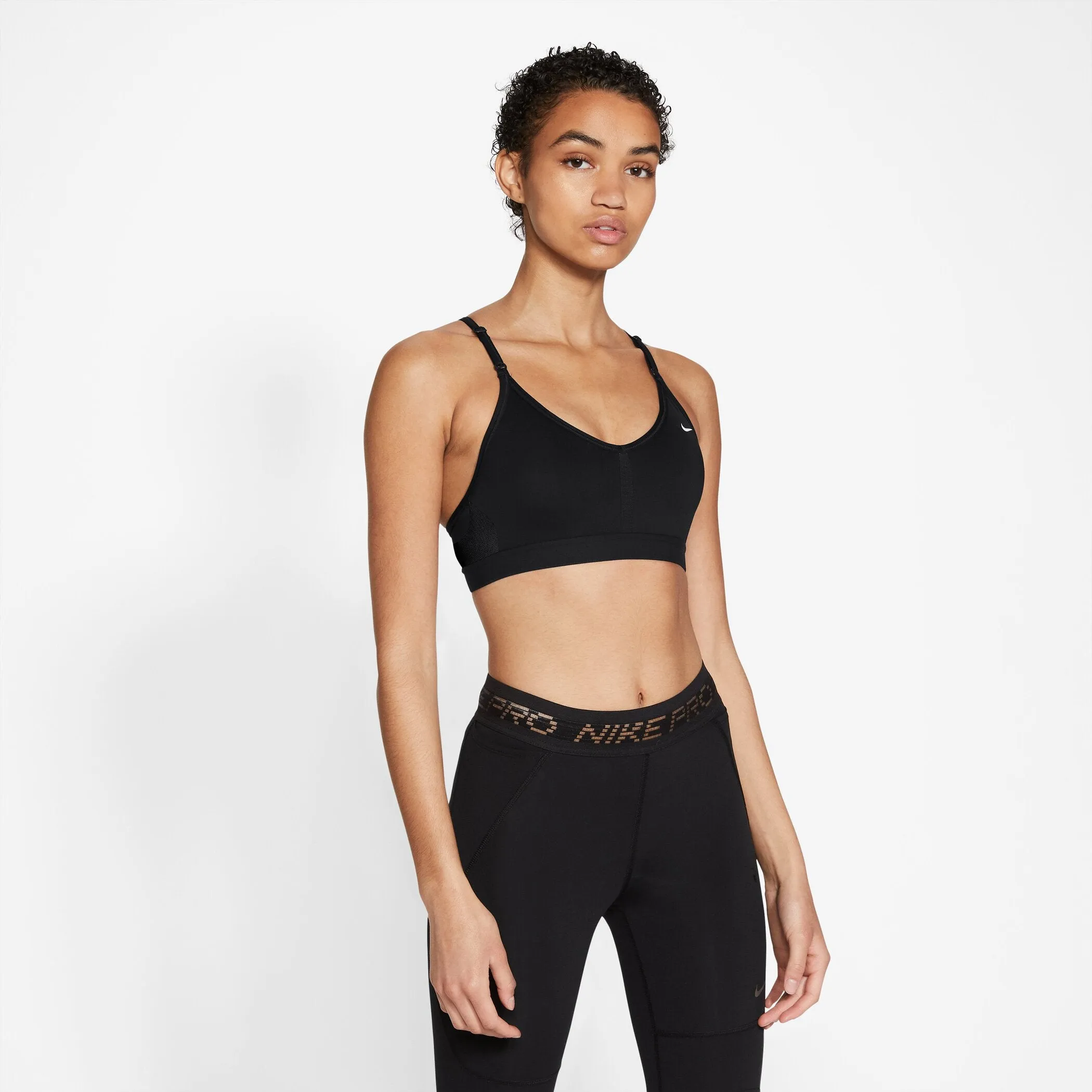 W NK DF INDY V-NECK BRA