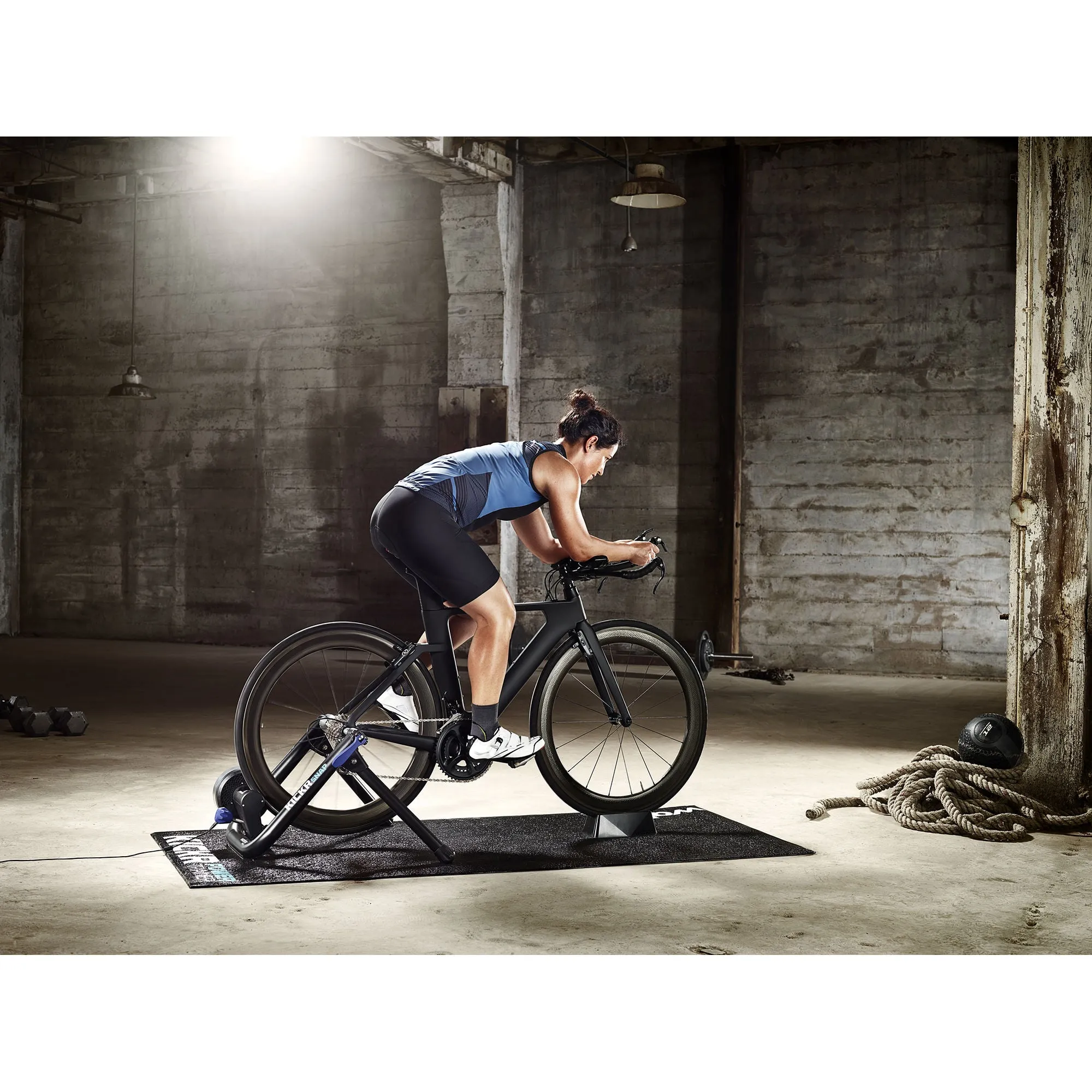 WAHOO KICKR SNAP SMART TRAINER